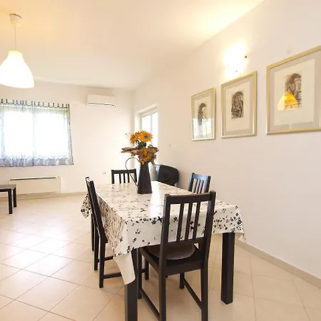 House Graciela 945 Apartament